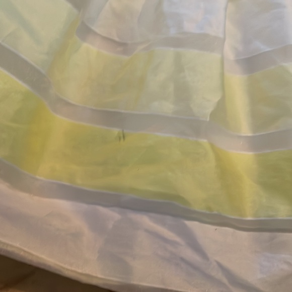 Girls  Yellow and white Dress - Picture 9 of 10